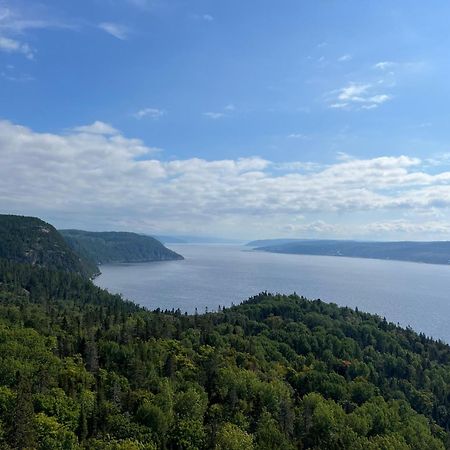 Magical Loft : Breathtaking View & Cozy Fireplace Chicoutimi المظهر الخارجي الصورة