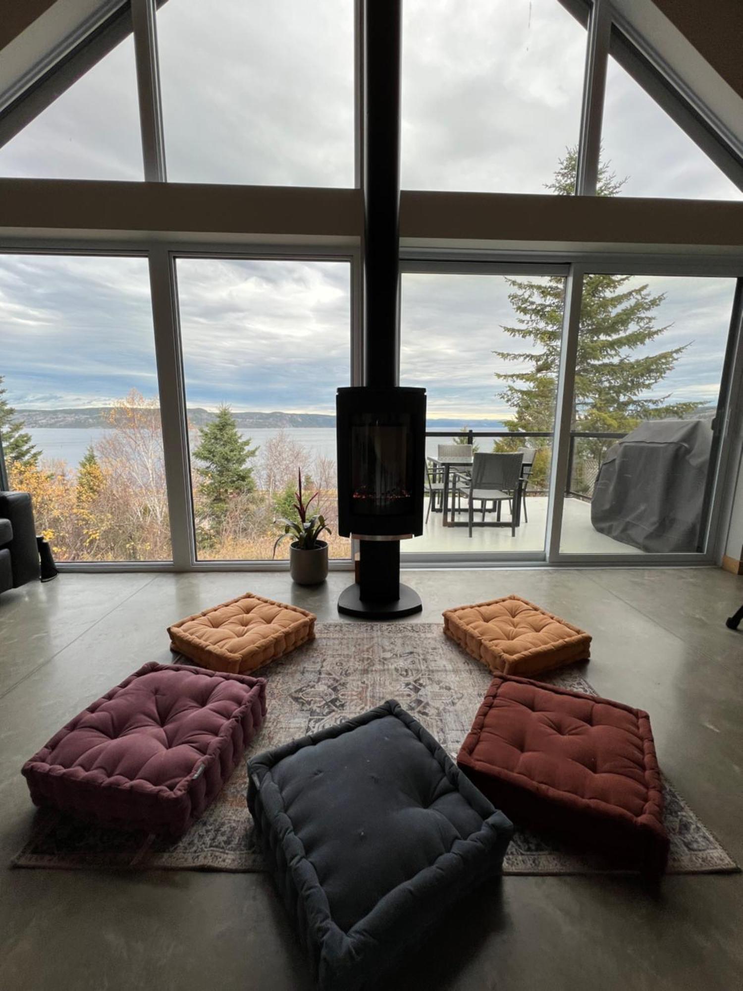 Magical Loft : Breathtaking View & Cozy Fireplace Chicoutimi المظهر الخارجي الصورة