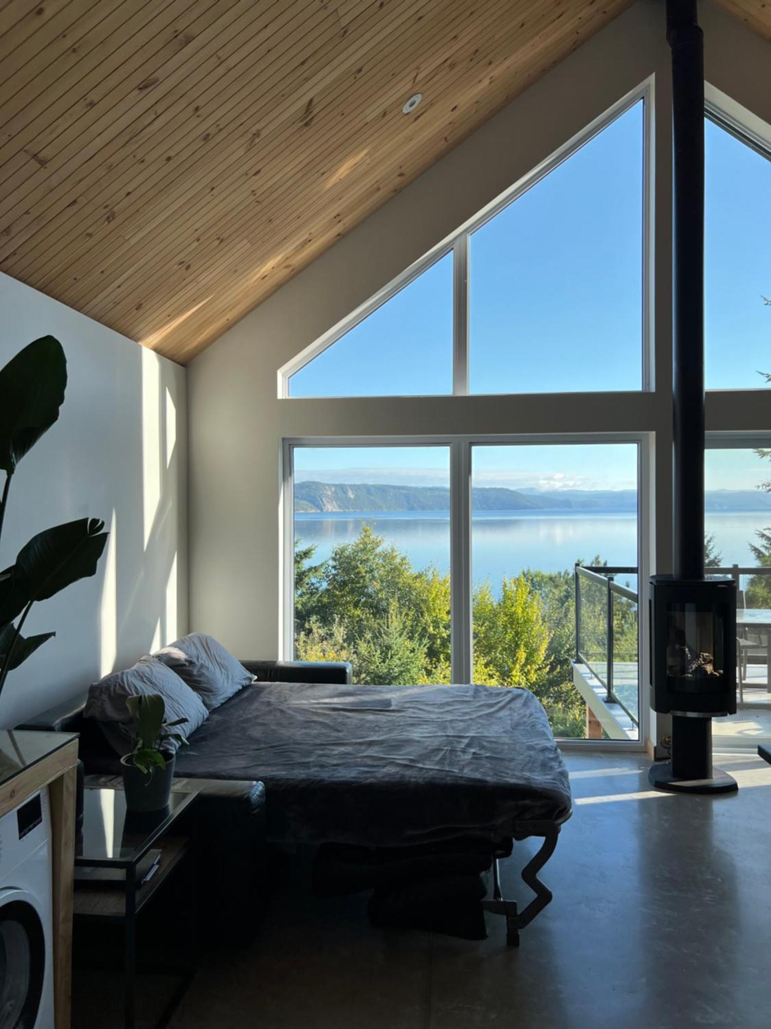 Magical Loft : Breathtaking View & Cozy Fireplace Chicoutimi المظهر الخارجي الصورة