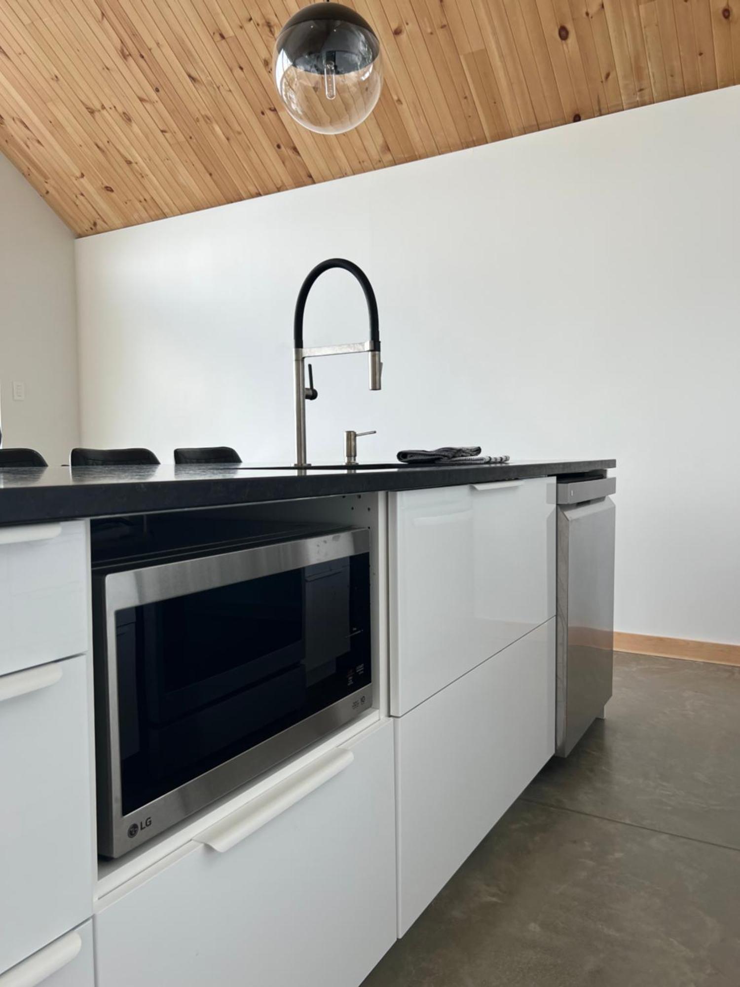 Magical Loft : Breathtaking View & Cozy Fireplace Chicoutimi المظهر الخارجي الصورة